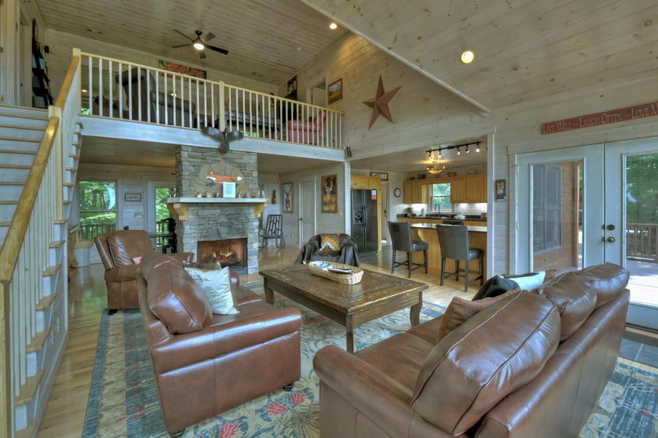 Champagne Chalet - Cuddleup Villa Morganton Dış mekan fotoğraf